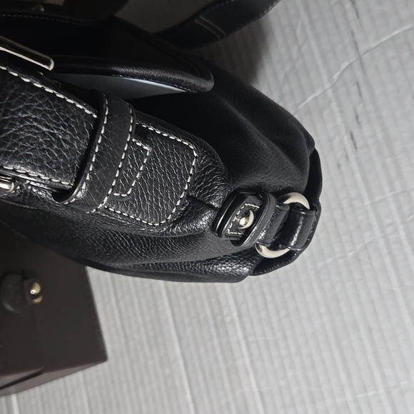 Coach Legacy - Picture 2 of 11